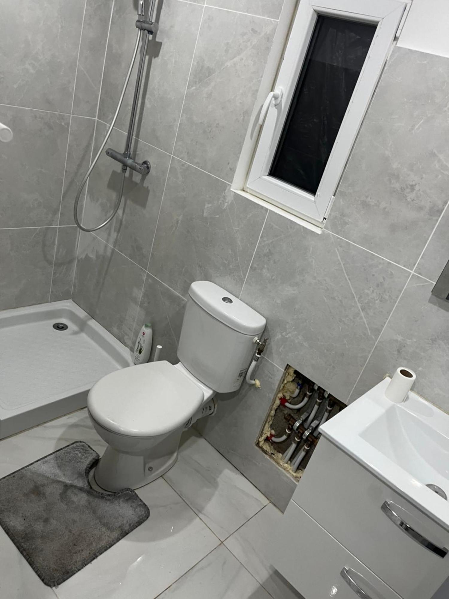 Appartement Calme Dans Villa Individuelle Bagnols-sur-Cèze Zewnętrze zdjęcie